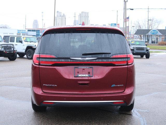 used 2022 Chrysler Pacifica Hybrid car, priced at $28,997