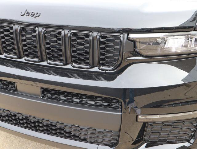 new 2024 Jeep Grand Cherokee car, priced at $45,895