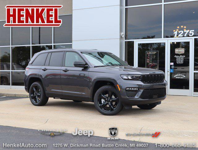 new 2025 Jeep Grand Cherokee car, priced at $49,695