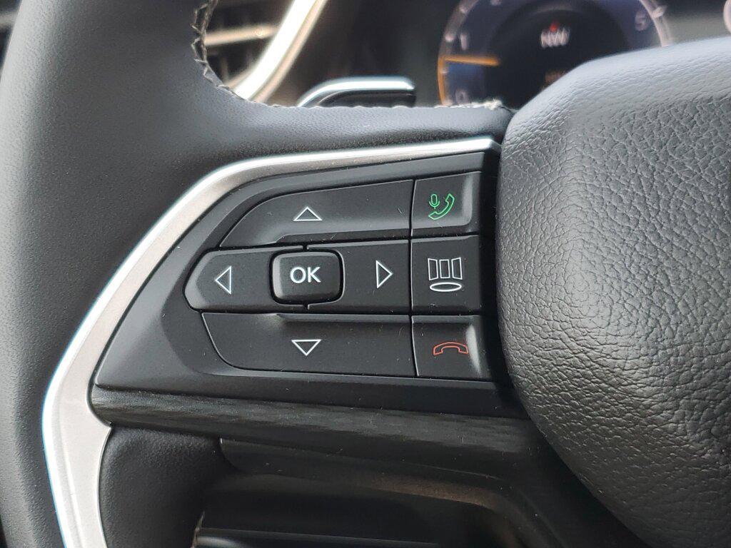 used 2024 Jeep Grand Cherokee L car, priced at $34,992