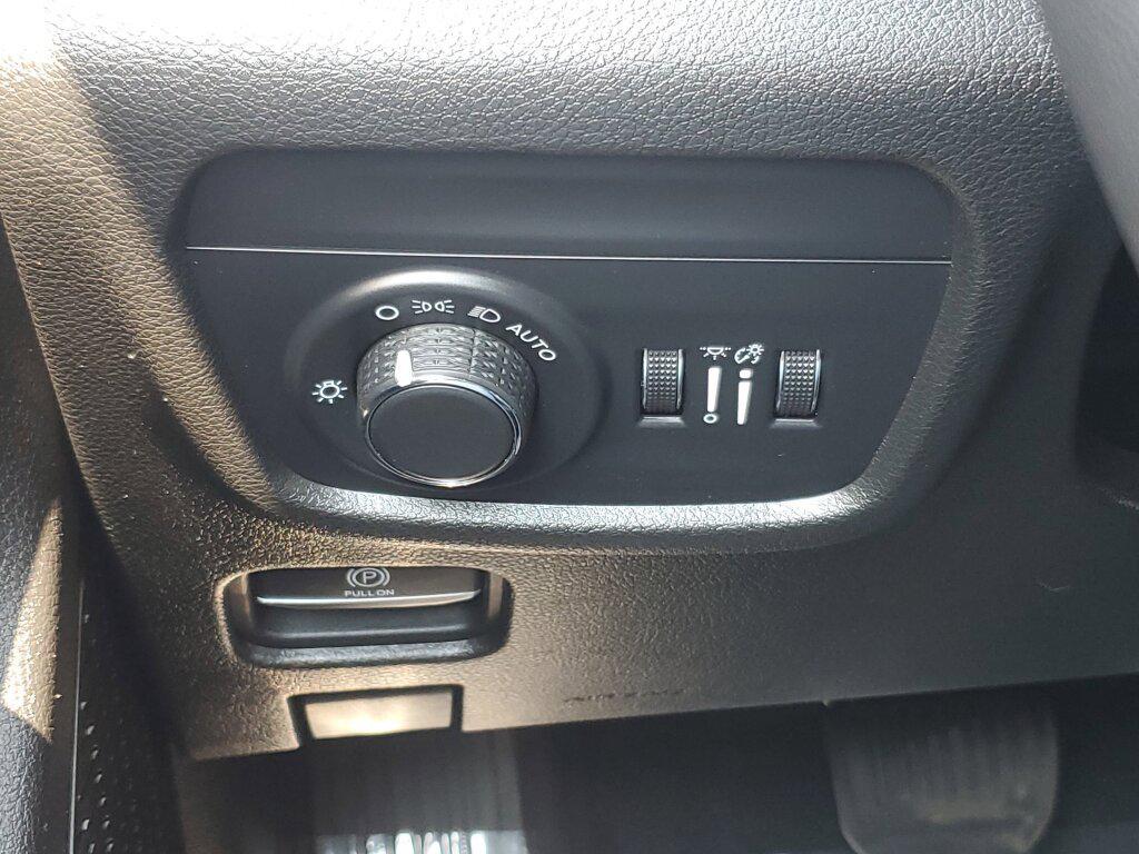 used 2024 Jeep Grand Cherokee L car, priced at $34,992