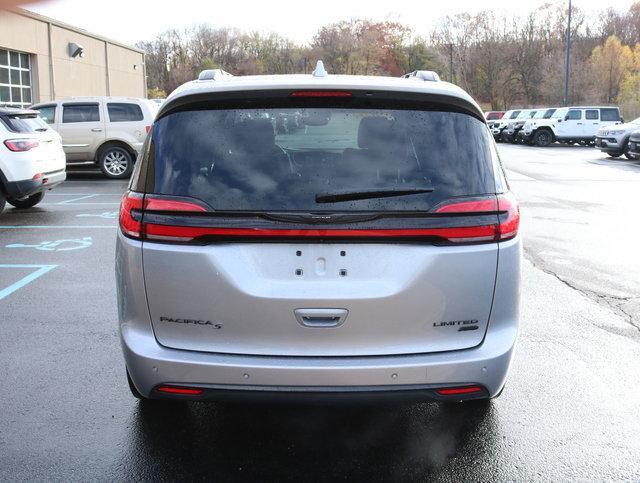 used 2021 Chrysler Pacifica car, priced at $31,999