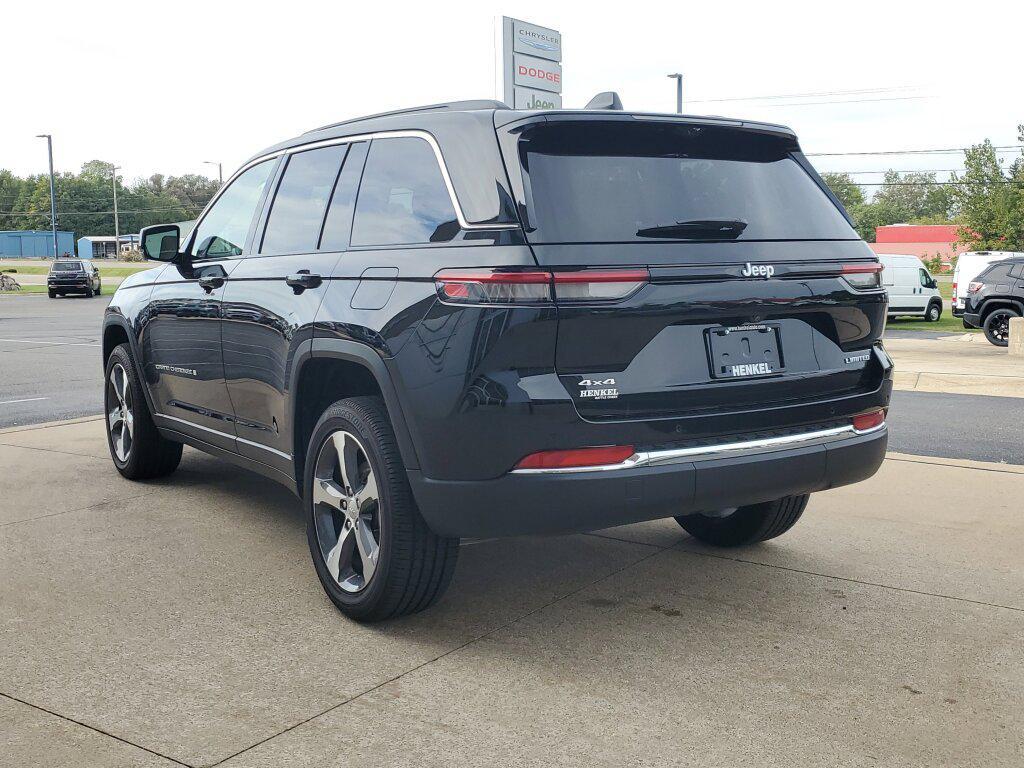 used 2024 Jeep Grand Cherokee car, priced at $37,992