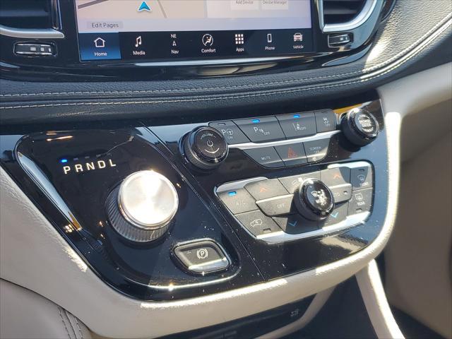 used 2021 Chrysler Pacifica Hybrid car, priced at $29,997