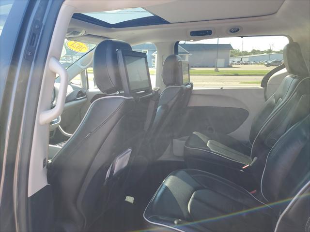 used 2021 Chrysler Pacifica Hybrid car, priced at $29,997