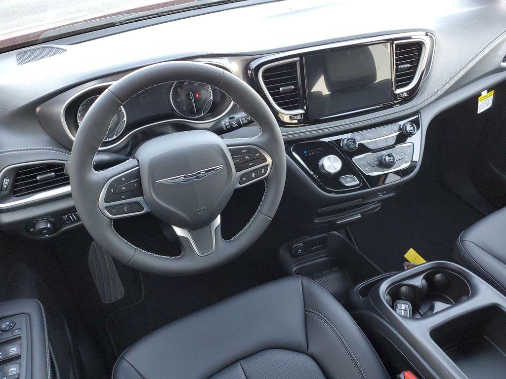 new 2026 Chrysler Pacifica car, priced at $41,295