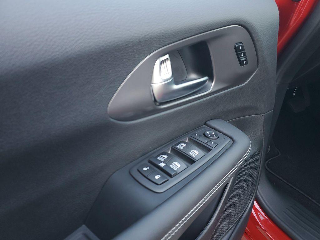 new 2026 Chrysler Pacifica car, priced at $41,295