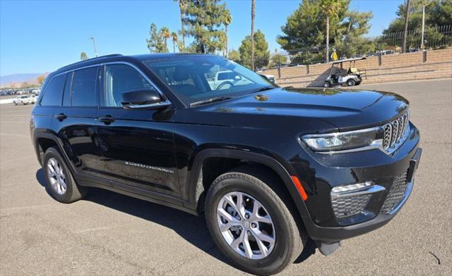 used 2022 Jeep Grand Cherokee car, priced at $32,996