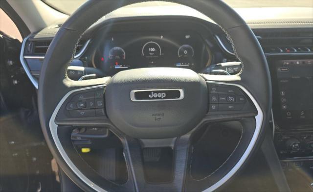 used 2022 Jeep Grand Cherokee car, priced at $32,996