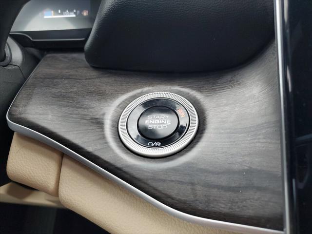 used 2024 Jeep Grand Cherokee car, priced at $38,995