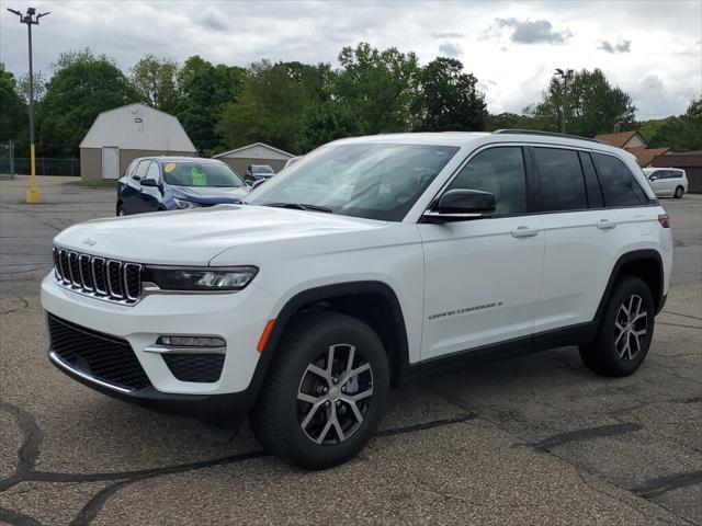 used 2024 Jeep Grand Cherokee car, priced at $38,995