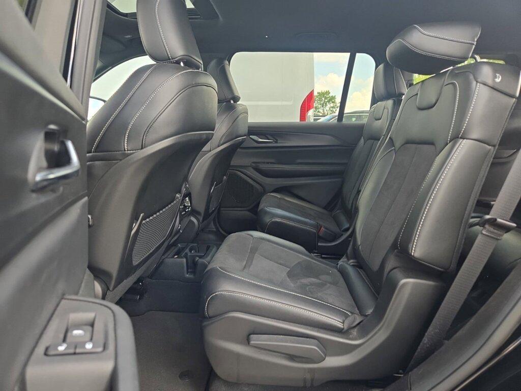 used 2024 Jeep Grand Cherokee L car, priced at $35,992