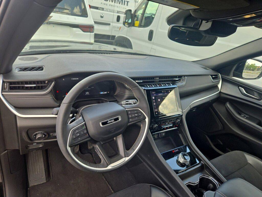 used 2024 Jeep Grand Cherokee L car, priced at $35,992