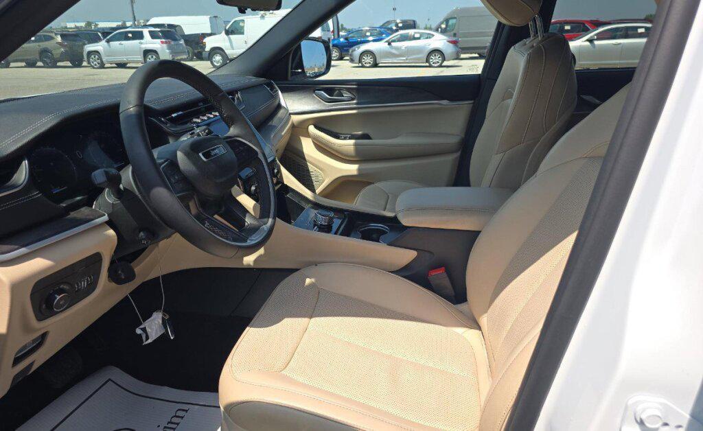 used 2024 Jeep Grand Cherokee L car, priced at $34,992