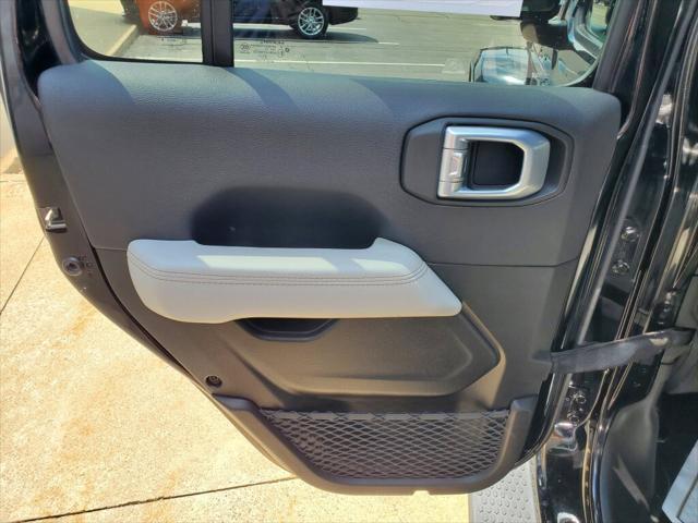 used 2021 Jeep Wrangler Unlimited car, priced at $36,998