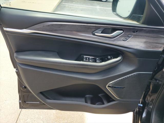 used 2023 Jeep Grand Cherokee 4xe car, priced at $35,993