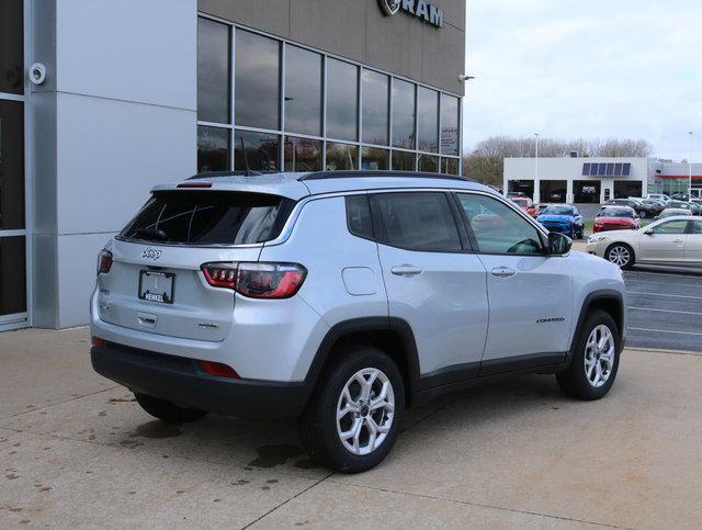 new 2025 Jeep Compass car, priced at $30,975