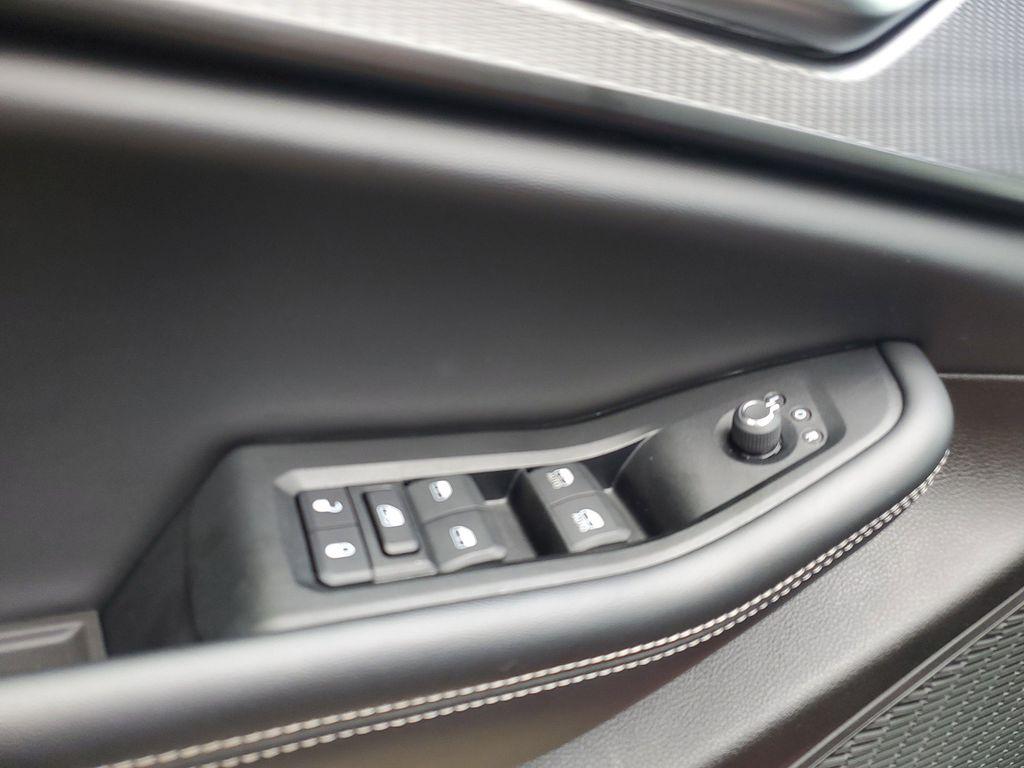 used 2024 Jeep Grand Cherokee L car, priced at $36,992