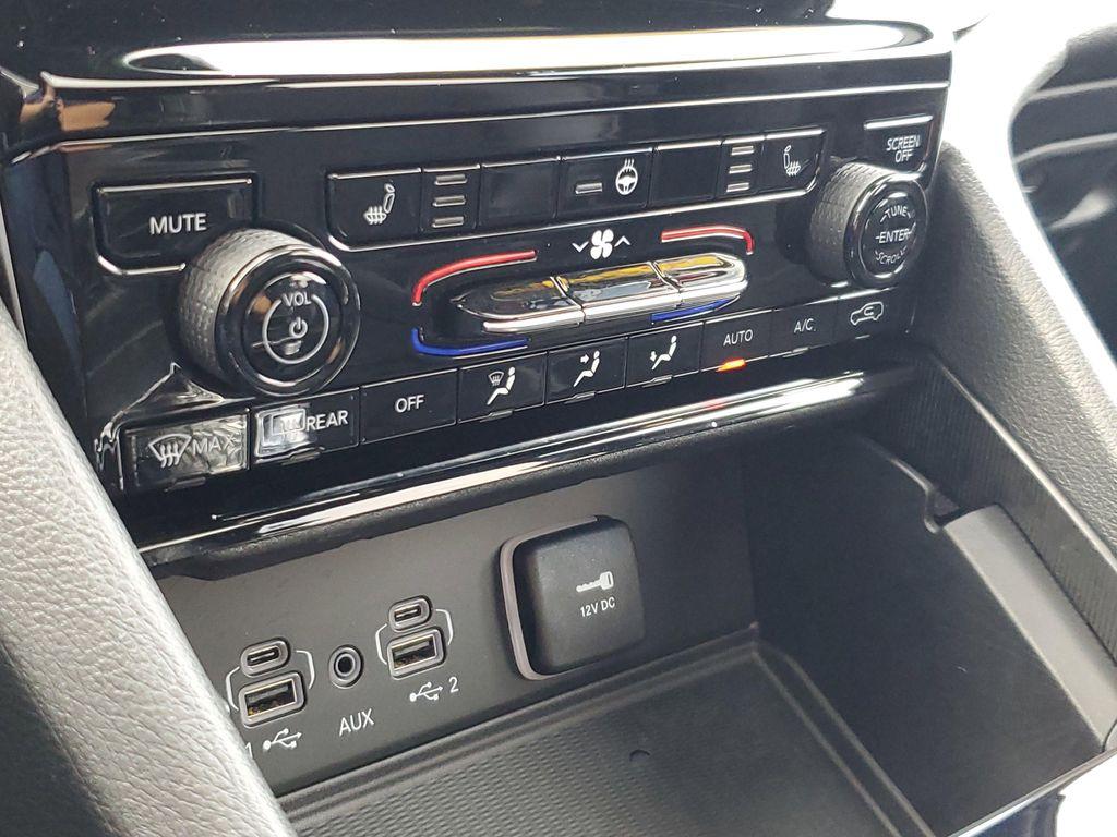 used 2024 Jeep Grand Cherokee L car, priced at $36,992