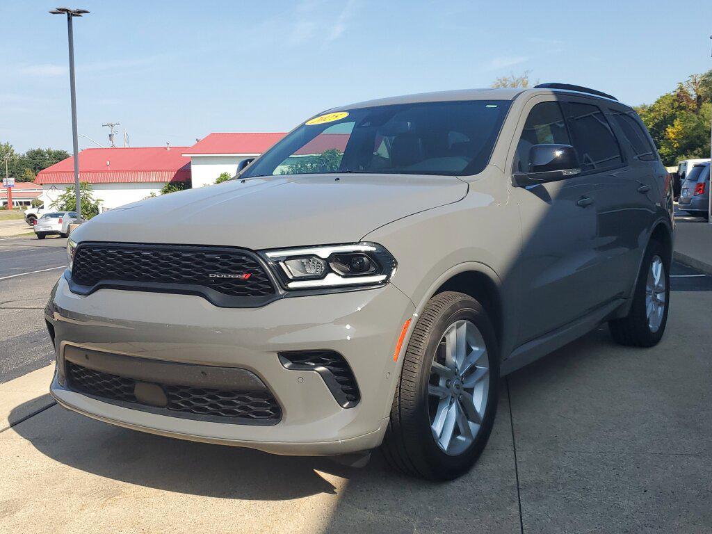 used 2025 Dodge Durango car, priced at $38,992