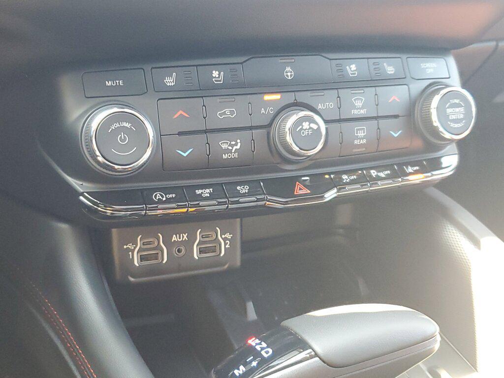 used 2025 Dodge Durango car, priced at $38,992
