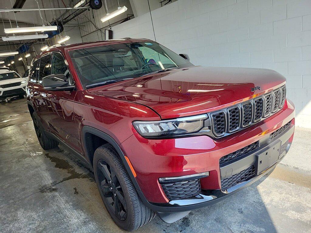 used 2024 Jeep Grand Cherokee L car, priced at $35,992