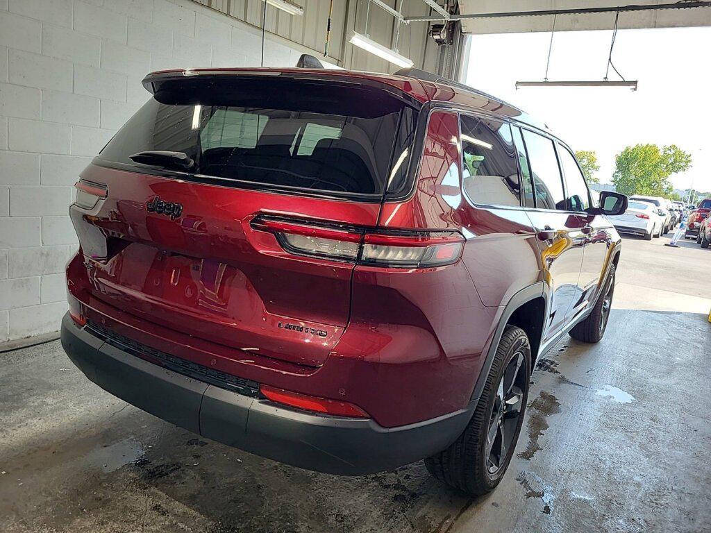 used 2024 Jeep Grand Cherokee L car, priced at $35,992