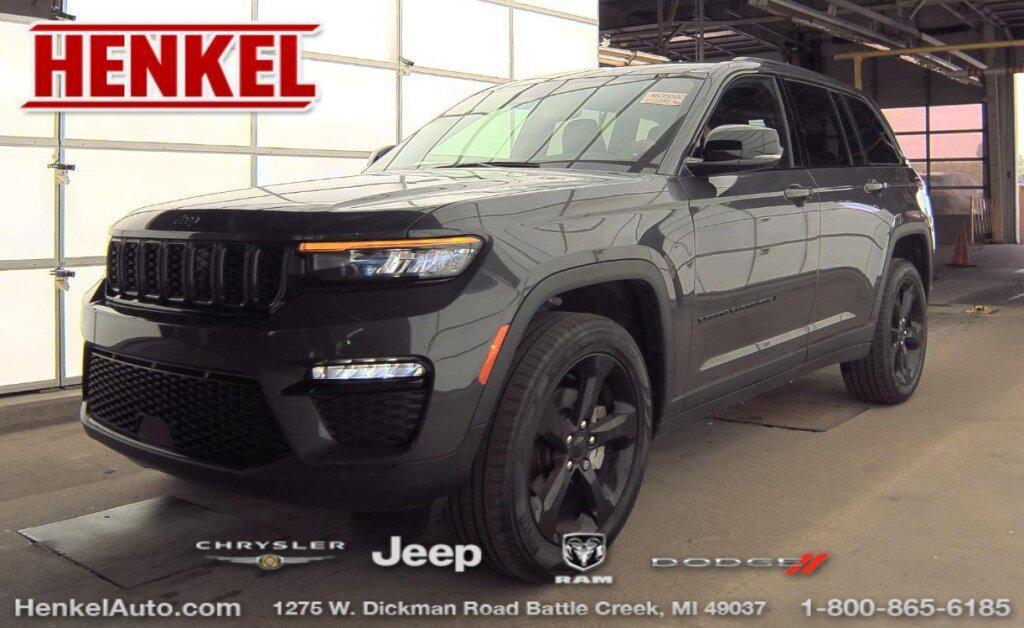 used 2024 Jeep Grand Cherokee car, priced at $35,992
