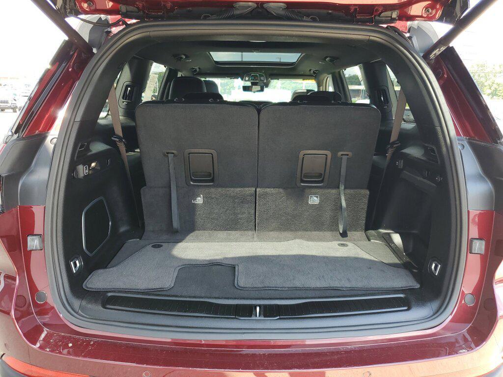 used 2024 Jeep Grand Cherokee L car, priced at $38,992