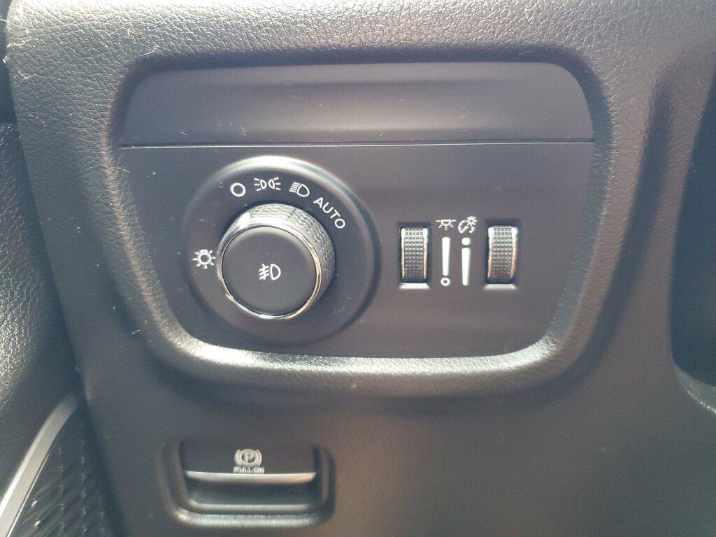 used 2024 Jeep Grand Cherokee L car, priced at $38,992