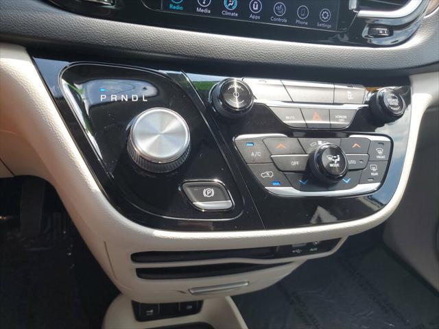 used 2019 Chrysler Pacifica Hybrid car, priced at $24,995