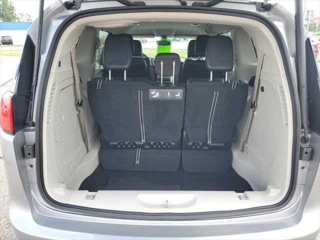 used 2019 Chrysler Pacifica Hybrid car, priced at $24,995