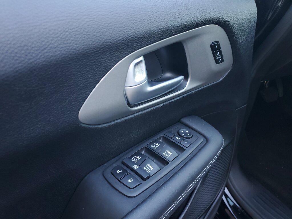 used 2024 Chrysler Pacifica car, priced at $38,996