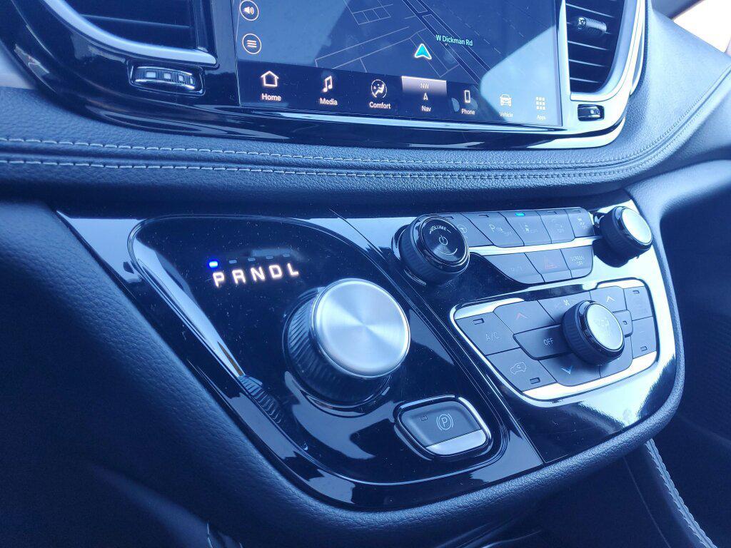 used 2024 Chrysler Pacifica car, priced at $38,996