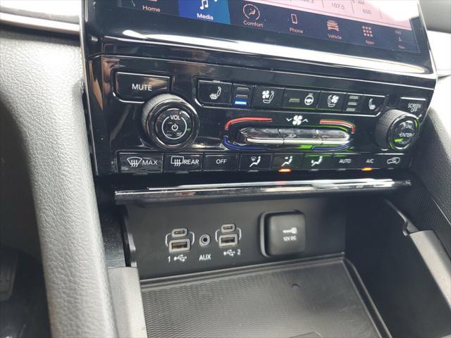 used 2025 Jeep Grand Cherokee L car, priced at $46,992
