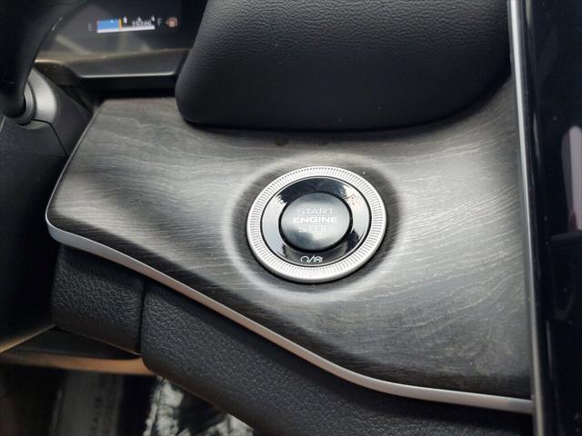 used 2025 Jeep Grand Cherokee L car, priced at $46,992