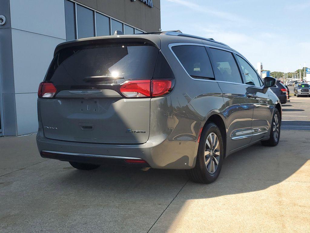 used 2020 Chrysler Pacifica Hybrid car, priced at $24,988