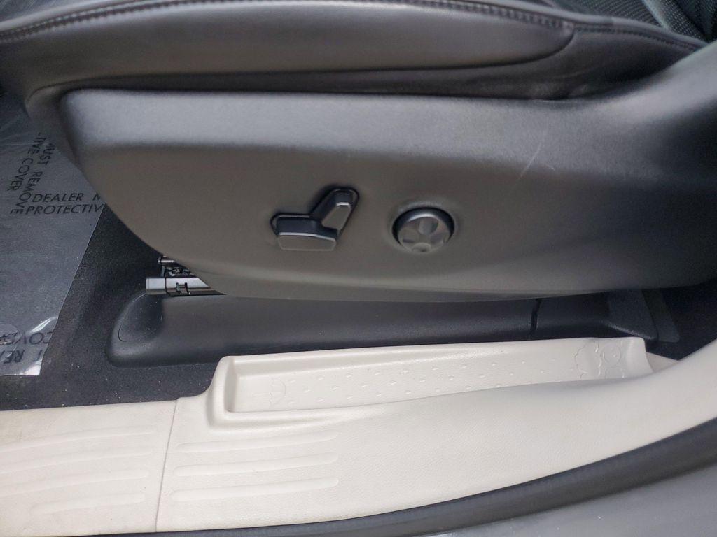 used 2020 Chrysler Pacifica Hybrid car, priced at $24,988