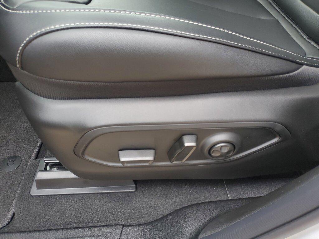 new 2025 Jeep Grand Cherokee car, priced at $51,005