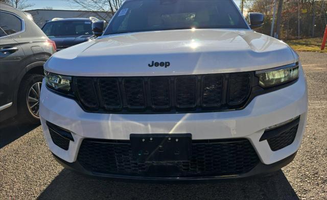 used 2023 Jeep Grand Cherokee car, priced at $31,996