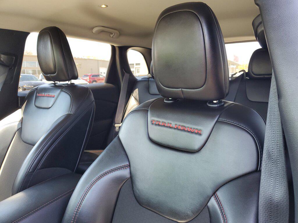 used 2023 Jeep Cherokee car, priced at $25,933