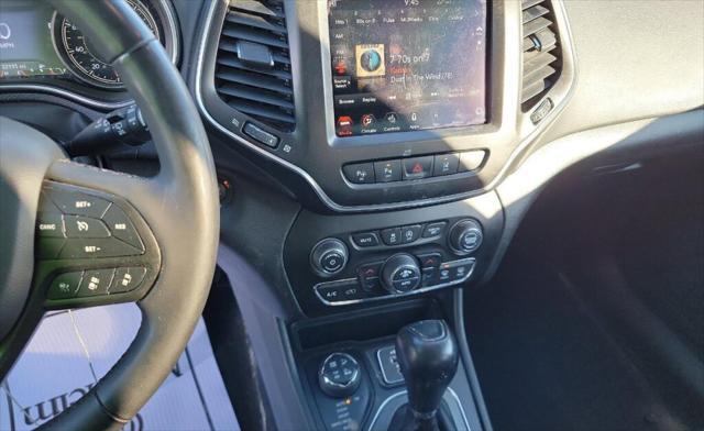 used 2023 Jeep Cherokee car, priced at $27,933
