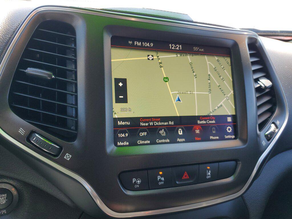 used 2023 Jeep Cherokee car, priced at $25,933