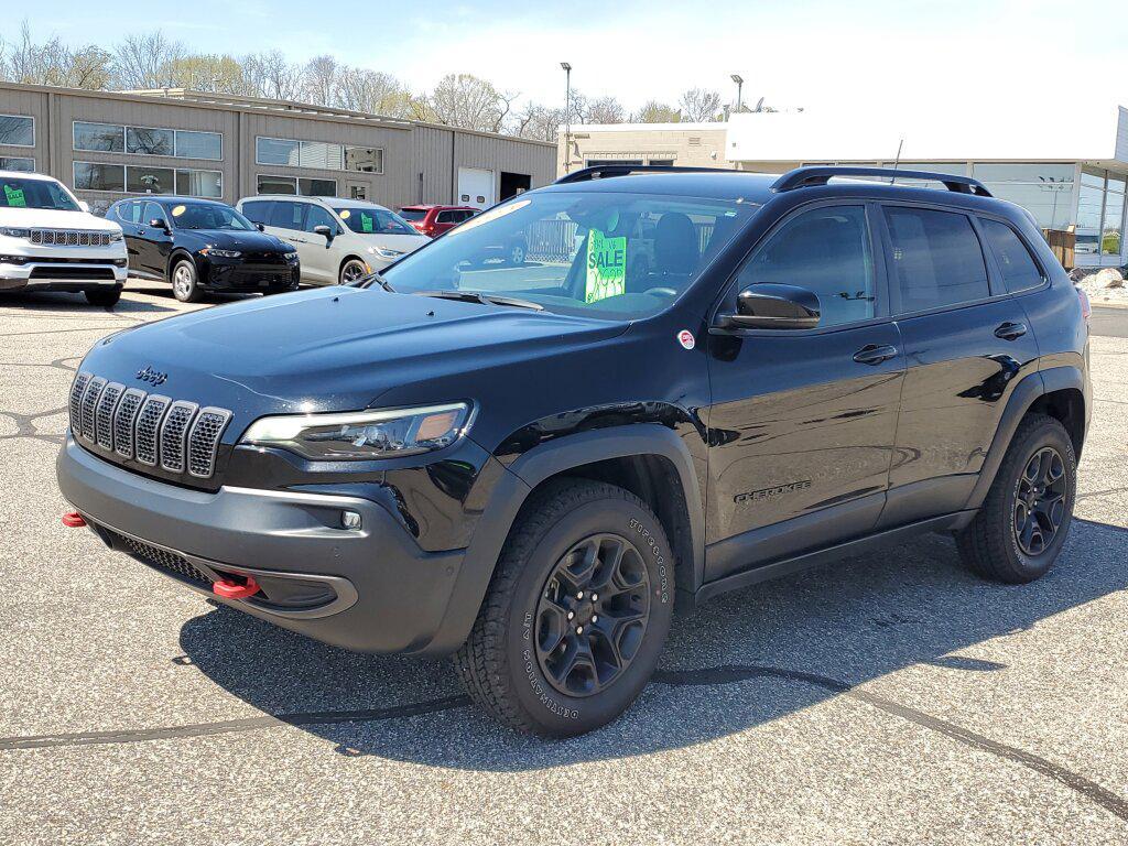 used 2023 Jeep Cherokee car, priced at $25,933