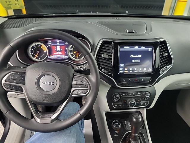 used 2022 Jeep Cherokee car, priced at $27,992