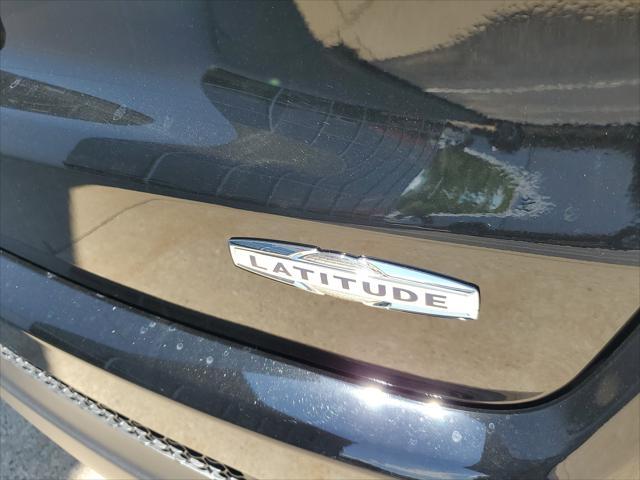 new 2025 Jeep Compass car, priced at $30,395