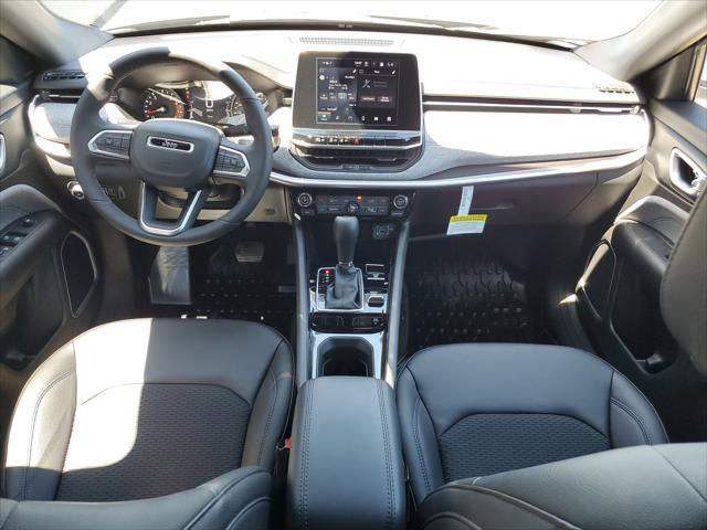 new 2025 Jeep Compass car, priced at $30,395