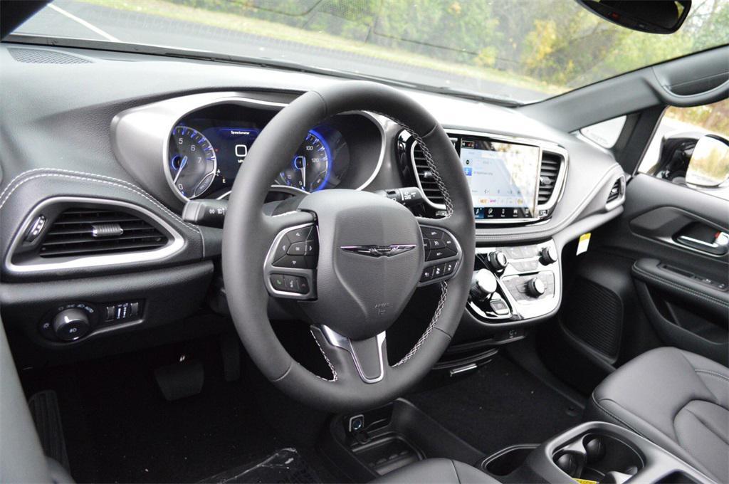 new 2026 Chrysler Pacifica car, priced at $41,749