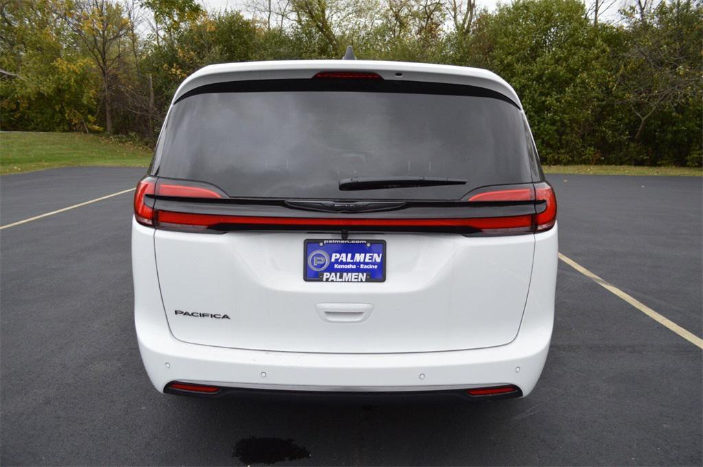 new 2026 Chrysler Pacifica car, priced at $41,749