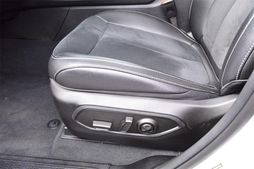 used 2024 Jeep Grand Cherokee L car, priced at $36,499